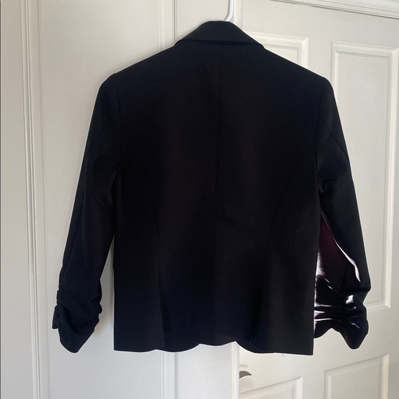 Amanda & Chelsea Ponte 3/4 Ruched Sleeve Blazer In Black - Picture 8 of 8